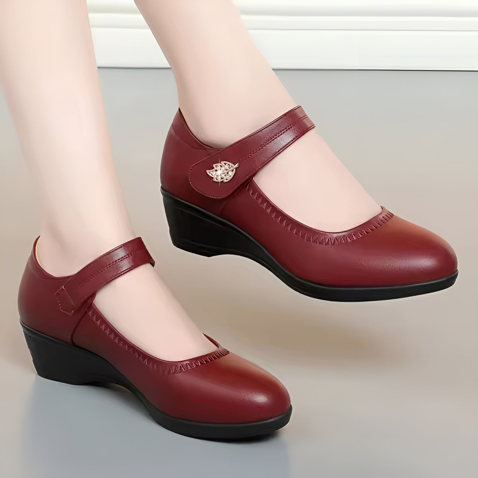 Brenka - Stylish Leather Shoes With Strap
